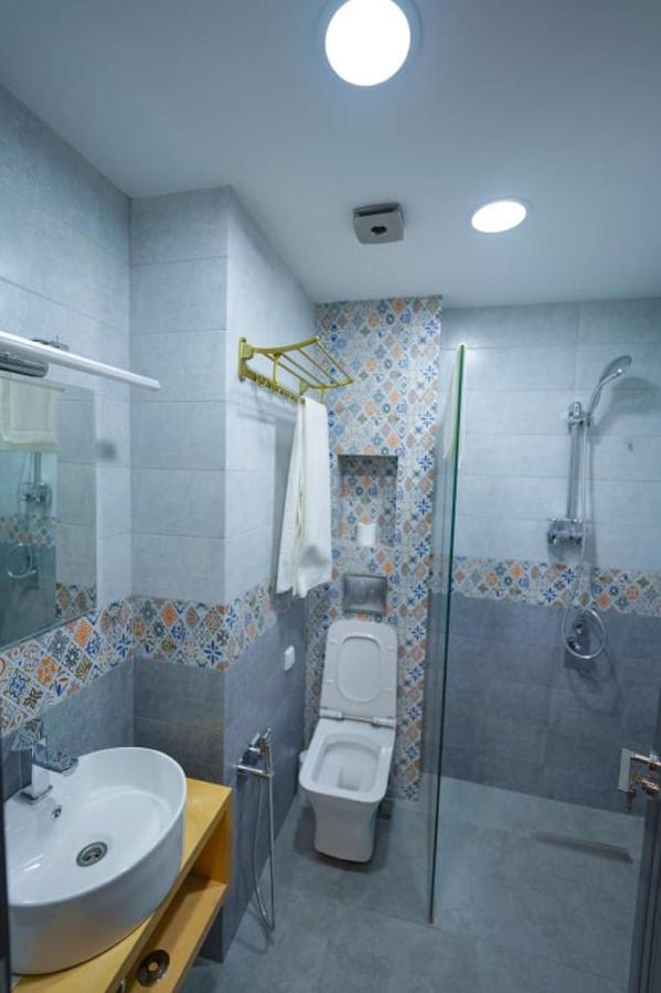Hotel Linge Tbilisi Exteriör bild